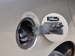2015款 3.0T 自动 T6 智逸版 5座