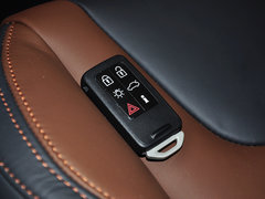2015款 3.0T 自动 T6 智逸版 5座