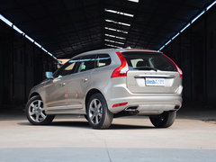 2015款 3.0T 自动 T6 智逸版 5座