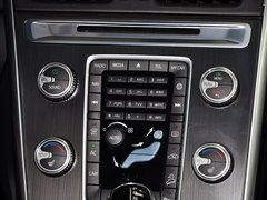 2015款 3.0T 自动 T6 智逸版 5座