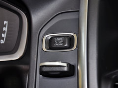 2015款 3.0T 自动 T6 智逸版 5座