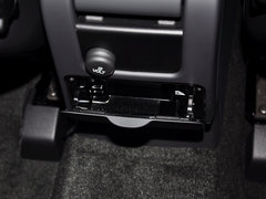 2015款 3.0T 自动 T6 智逸版 5座