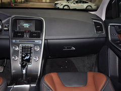 2015款 3.0T 自动 T6 智逸版 5座