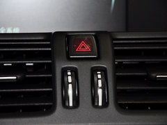 2015款 3.0T 自动 T6 智逸版 5座