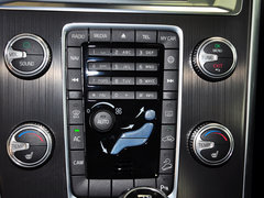 2015款 3.0T 自动 T6 智逸版 5座