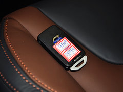 2015款 3.0T 自动 T6 智逸版 5座