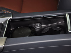 2015款 3.0T 自动 T6 智逸版 5座
