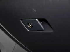 2015款 3.0T 自动 T6 智逸版 5座