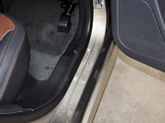 2015款 3.0T 自动 T6 智逸版 5座