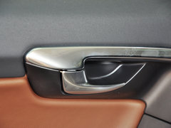 2015款 3.0T 自动 T6 智逸版 5座
