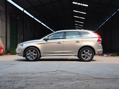 2015款 3.0T 自动 T6 智逸版 5座