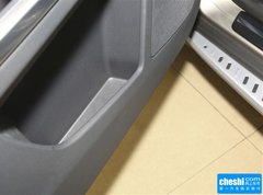 2015款 3.0T 自动 T6 智逸版 5座