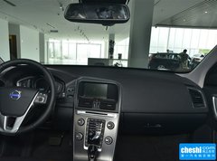 2015款 3.0T 自动 T6 智逸版 5座