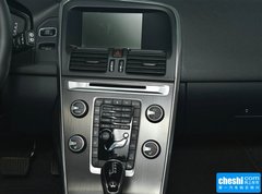 2015款 3.0T 自动 T6 智逸版 5座