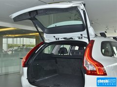 2015款 3.0T 自动 T6 智逸版 5座
