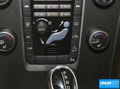 2015款 3.0T 自动 T6 智逸版 5座