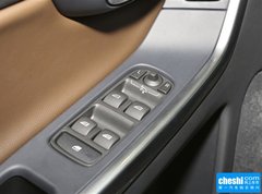 2015款 3.0T 自动 T6 智逸版 5座