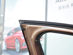 2015款 3.0T 自动 T6 智雅版 5座