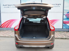 2015款 3.0T 自动 T6 智雅版 5座