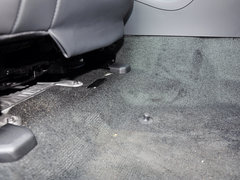 2015款 3.0T 自动 T6 智雅版 5座