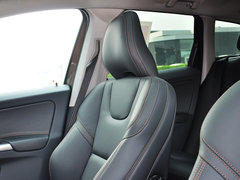 2015款 3.0T 自动 T6 智雅版 5座
