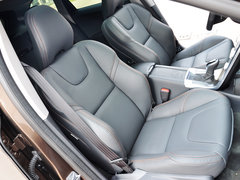 2015款 3.0T 自动 T6 智雅版 5座