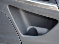 2015款 3.0T 自动 T6 智雅版 5座