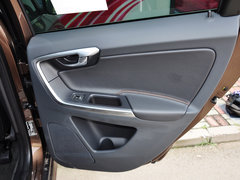 2015款 3.0T 自动 T6 智雅版 5座