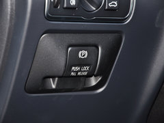 2015款 3.0T 自动 T6 智雅版 5座