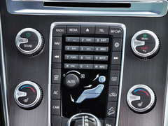 2015款 3.0T 自动 T6 智雅版 5座