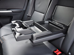 2015款 3.0T 自动 T6 智雅版 5座