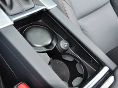 2015款 3.0T 自动 T6 智雅版 5座