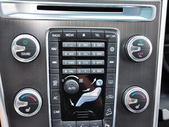 2015款 3.0T 自动 T6 智雅版 5座