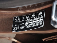 2015款 3.0T 自动 T6 智雅版 5座