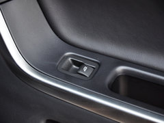 2015款 3.0T 自动 T6 智雅版 5座