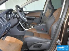 2015款 3.0T 自动 T6 智雅版 5座