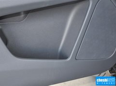 2015款 3.0T 自动 T6 智雅版 5座