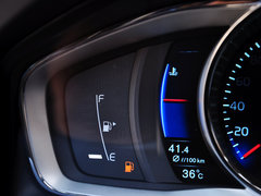 2015款 2.0T 自动 T5 个性运动版 5座