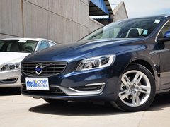 沃尔沃V60 2015款 2.0T 自动 T5 智逸版