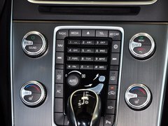 2015款 2.0T 自动 T5 智逸版
