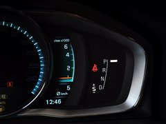 2015款 2.0T 自动 T5 智逸版