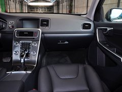 2015款 2.0T 自动 T5 智雅版