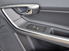 2015款 2.0T 自动 T5 智雅版