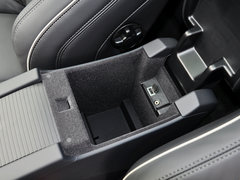 2015款 2.0T 自动 T5 智雅 个性运动版