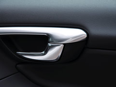 2015款 2.0T 自动 T5 智雅 个性运动版