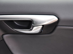 2015款 2.0T 自动 T5 智雅 个性运动版