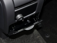 2015款 2.0T 自动 T5 智雅 个性运动版