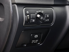 2015款 2.0T 自动 T5 智雅 个性运动版
