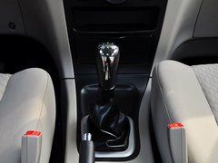 2014款 1.6L 手动 豪华型 7座 国V
