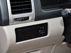 2014款 1.6L 手动 豪华型 7座 国V